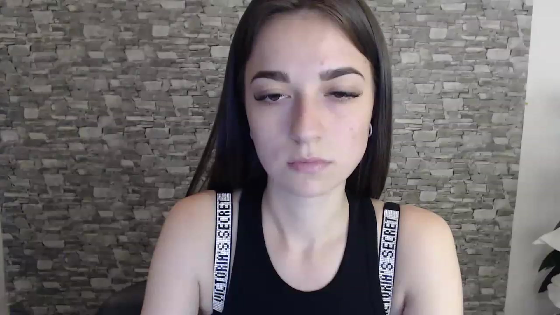 Gallery image thumbnail from Eva_Eldis's myfreecams stream on, 07/30/2023, 16:57 image 16 of 20