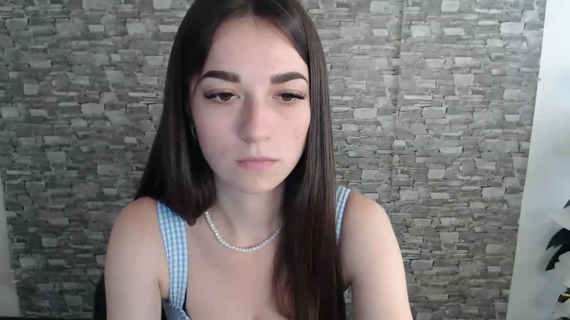 Gallery image thumbnail from Eva_Eldis's myfreecams stream on, 07/31/2023, 12:42 image 2 of 20