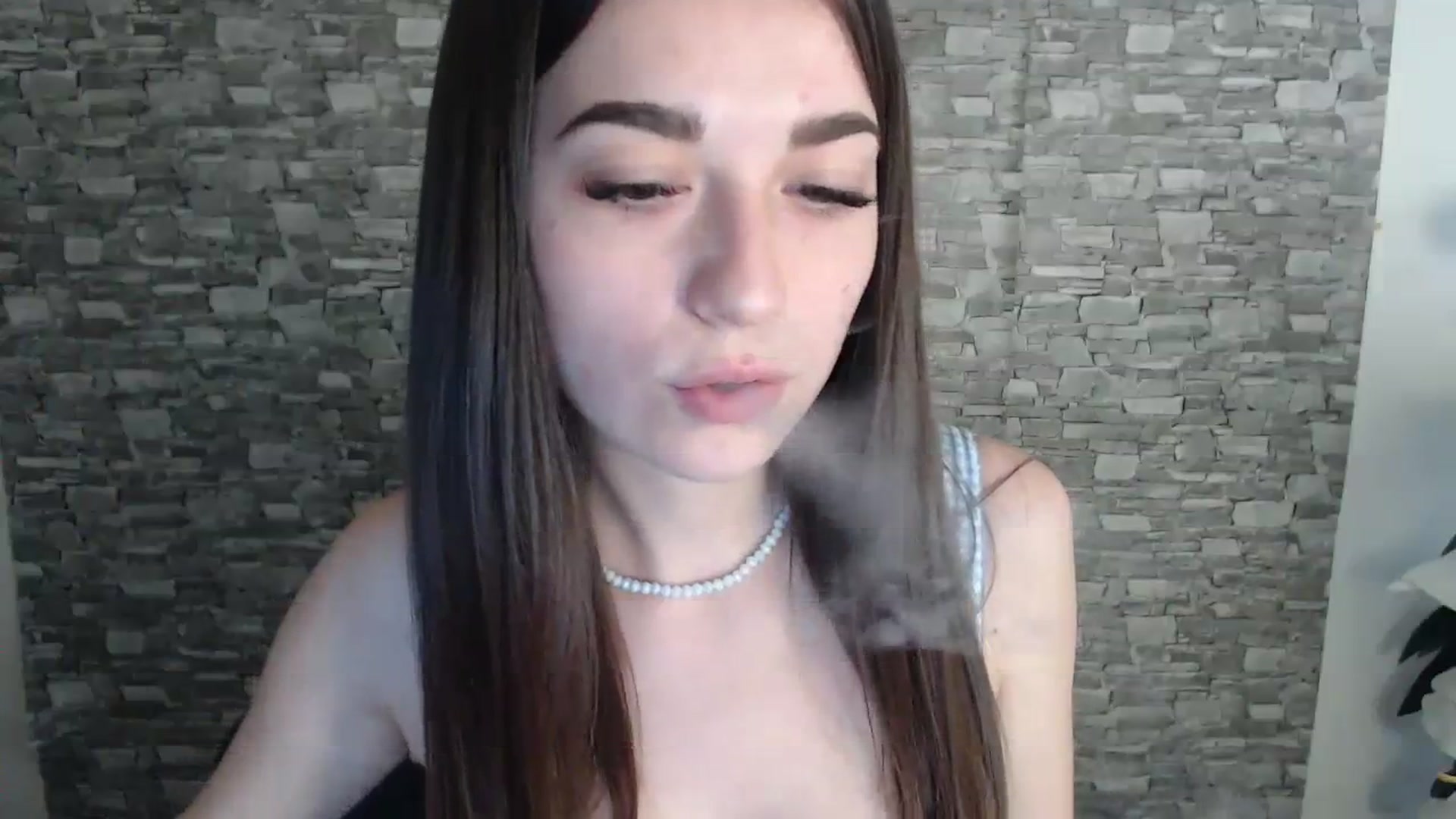 Gallery image thumbnail from Eva_Eldis's myfreecams stream on, 07/31/2023, 13:52 image 14 of 20