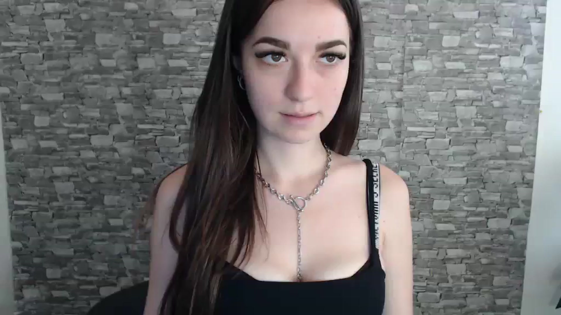 Gallery image thumbnail from Eva_Eldis's myfreecams stream on, 08/03/2023, 11:13 image 1 of 20
