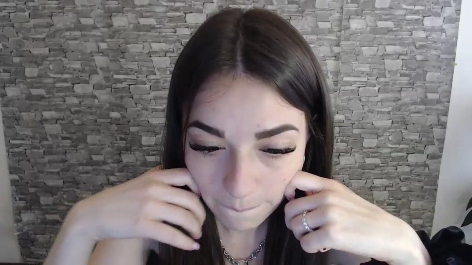 Gallery image thumbnail from Eva_Eldis's myfreecams stream on, 08/04/2023, 10:37 image 12 of 20