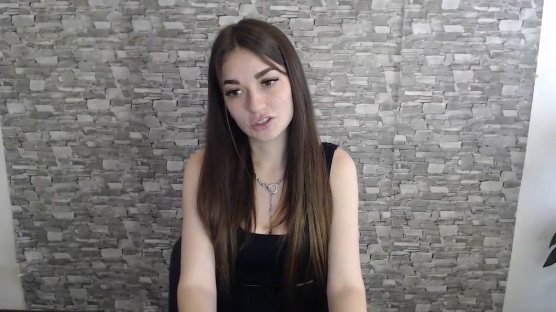 Gallery image thumbnail from Eva_Eldis's myfreecams stream on, 08/04/2023, 10:37 image 20 of 20