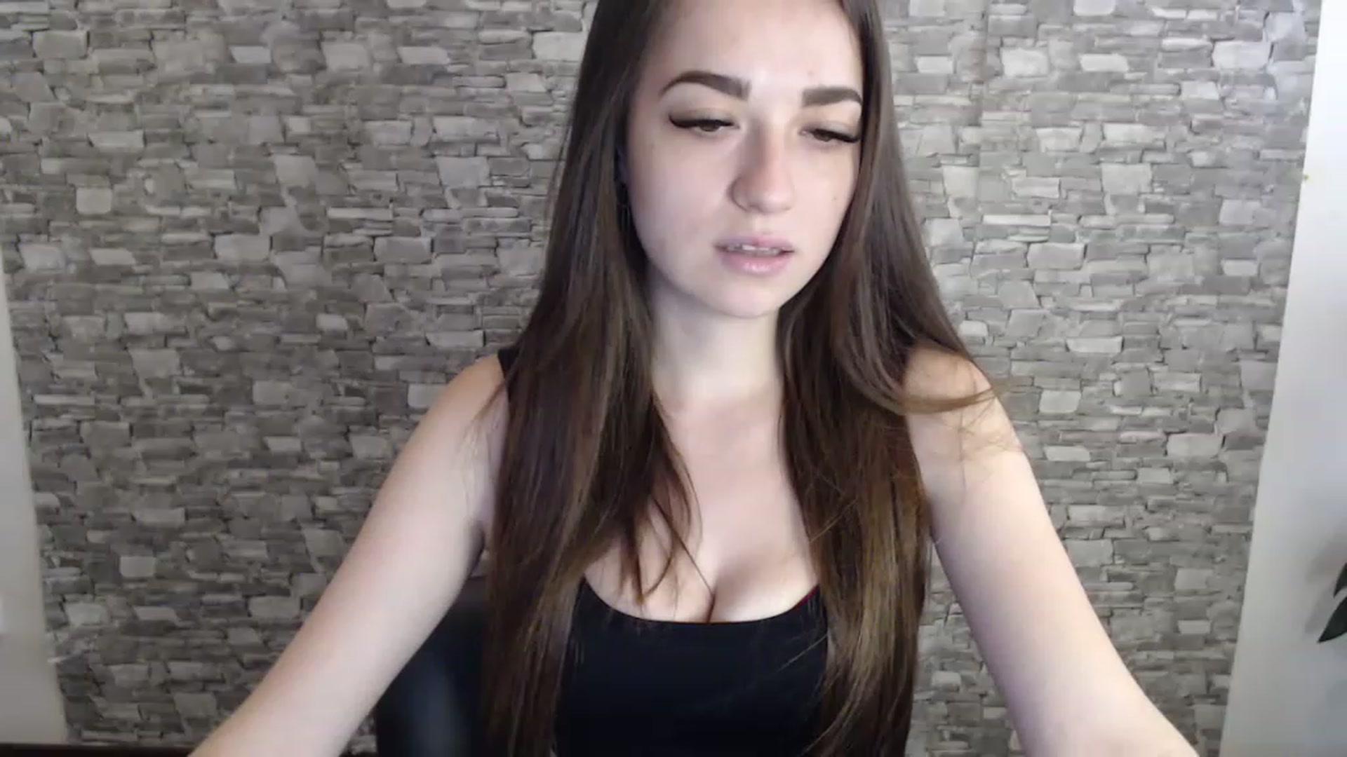Gallery image thumbnail from Eva_Eldis's myfreecams stream on, 08/04/2023, 13:04 image 19 of 20