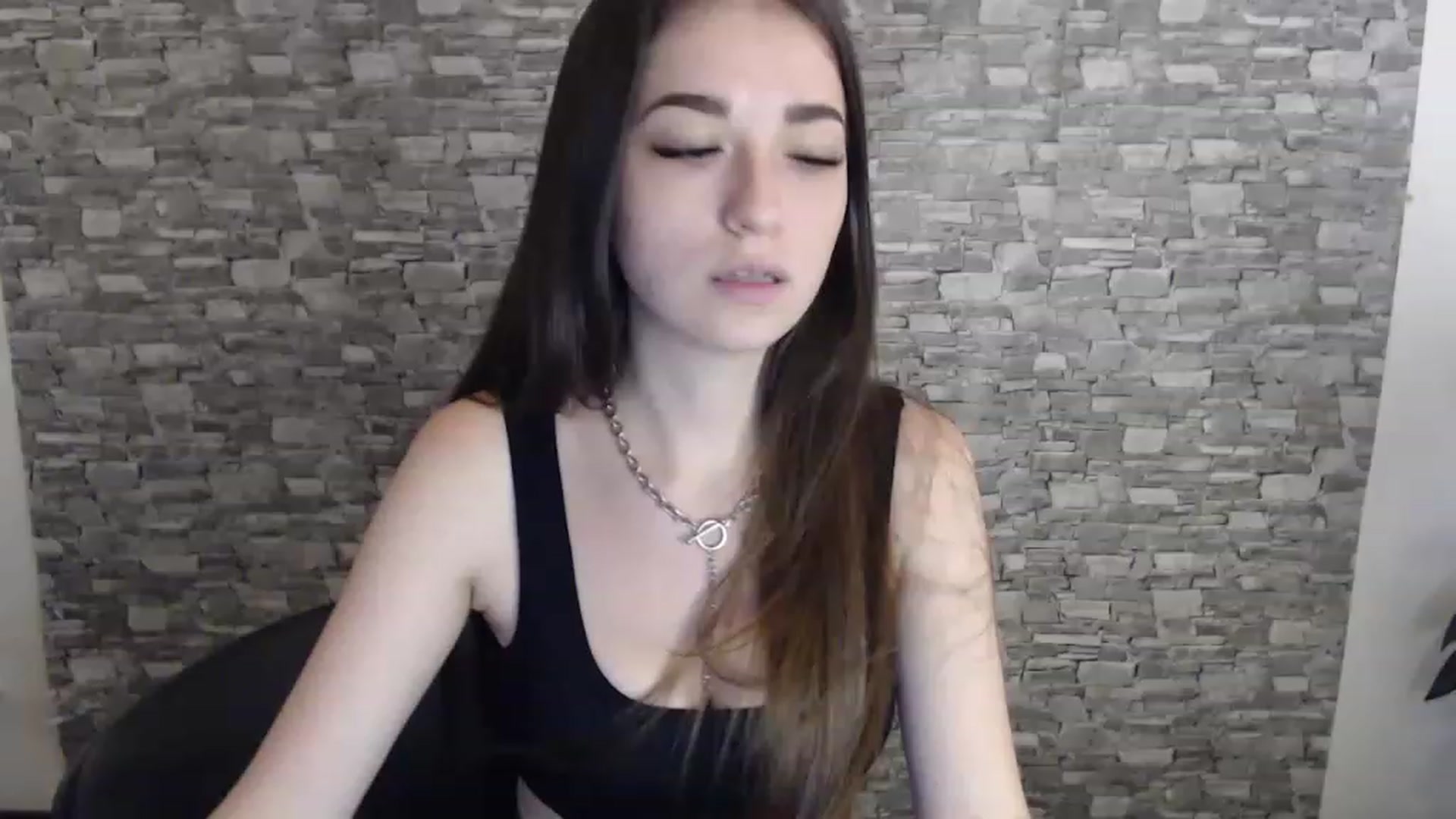 Gallery image thumbnail from Eva_Eldis's myfreecams stream on, 08/04/2023, 16:06 image 14 of 20