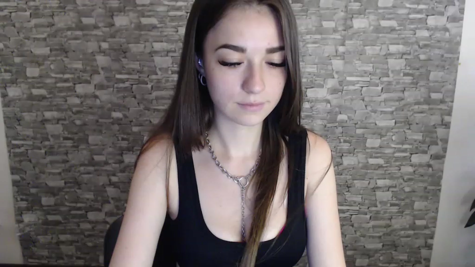 Gallery image thumbnail from Eva_Eldis's myfreecams stream on, 08/04/2023, 16:06 image 17 of 20