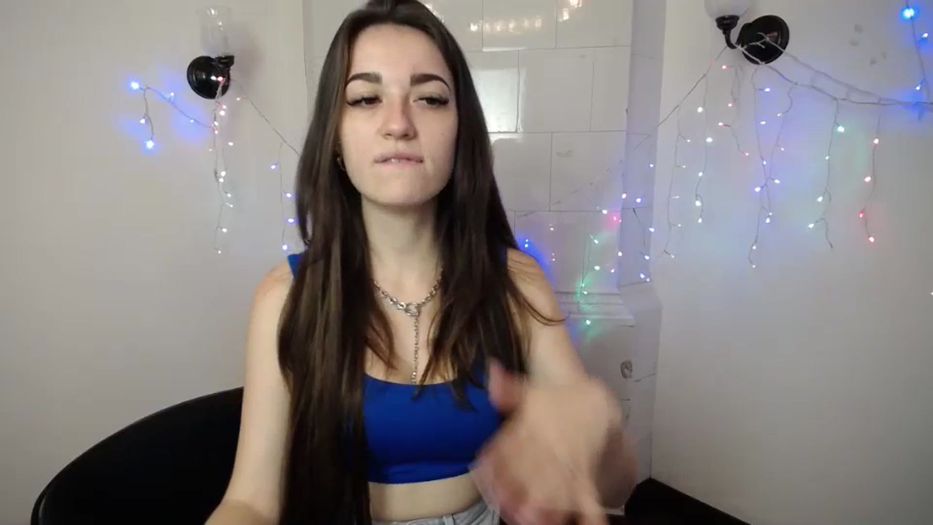 Gallery image thumbnail from Eva_Eldis's myfreecams stream on, 08/05/2023, 10:39 image 4 of 20
