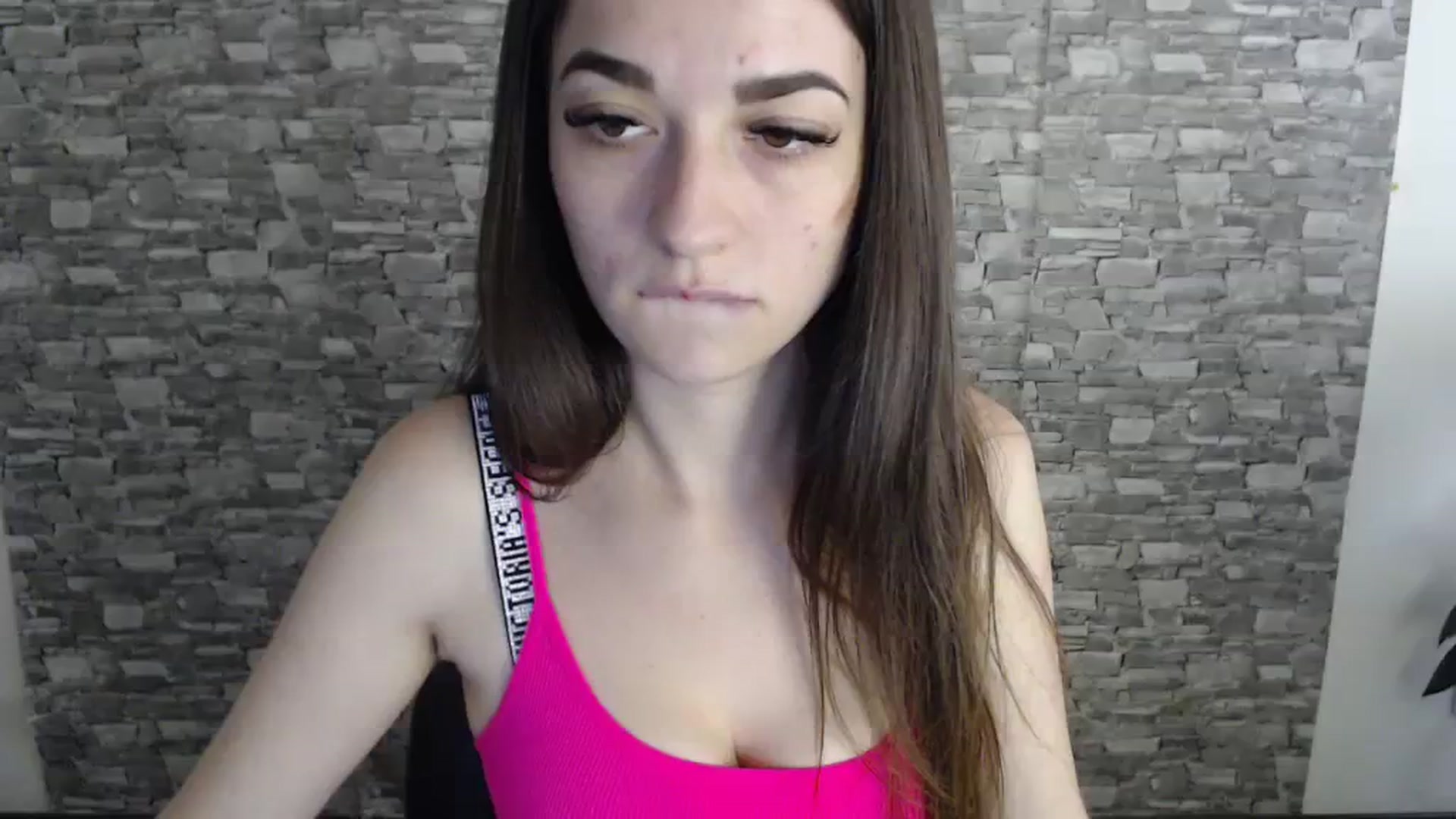 Gallery image thumbnail from Eva_Eldis's myfreecams stream on, 08/07/2023, 13:08 image 3 of 20