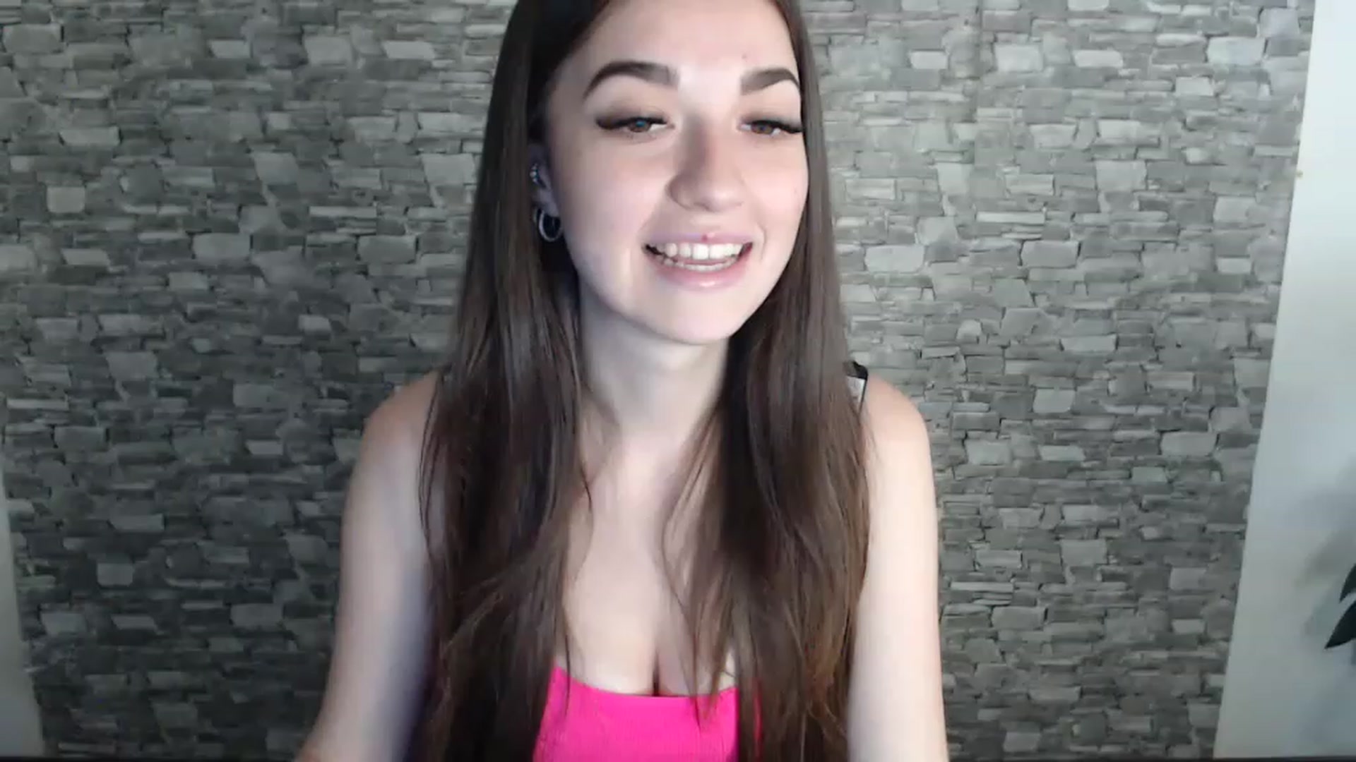 Gallery image thumbnail from Eva_Eldis's myfreecams stream on, 08/07/2023, 14:18 image 9 of 20