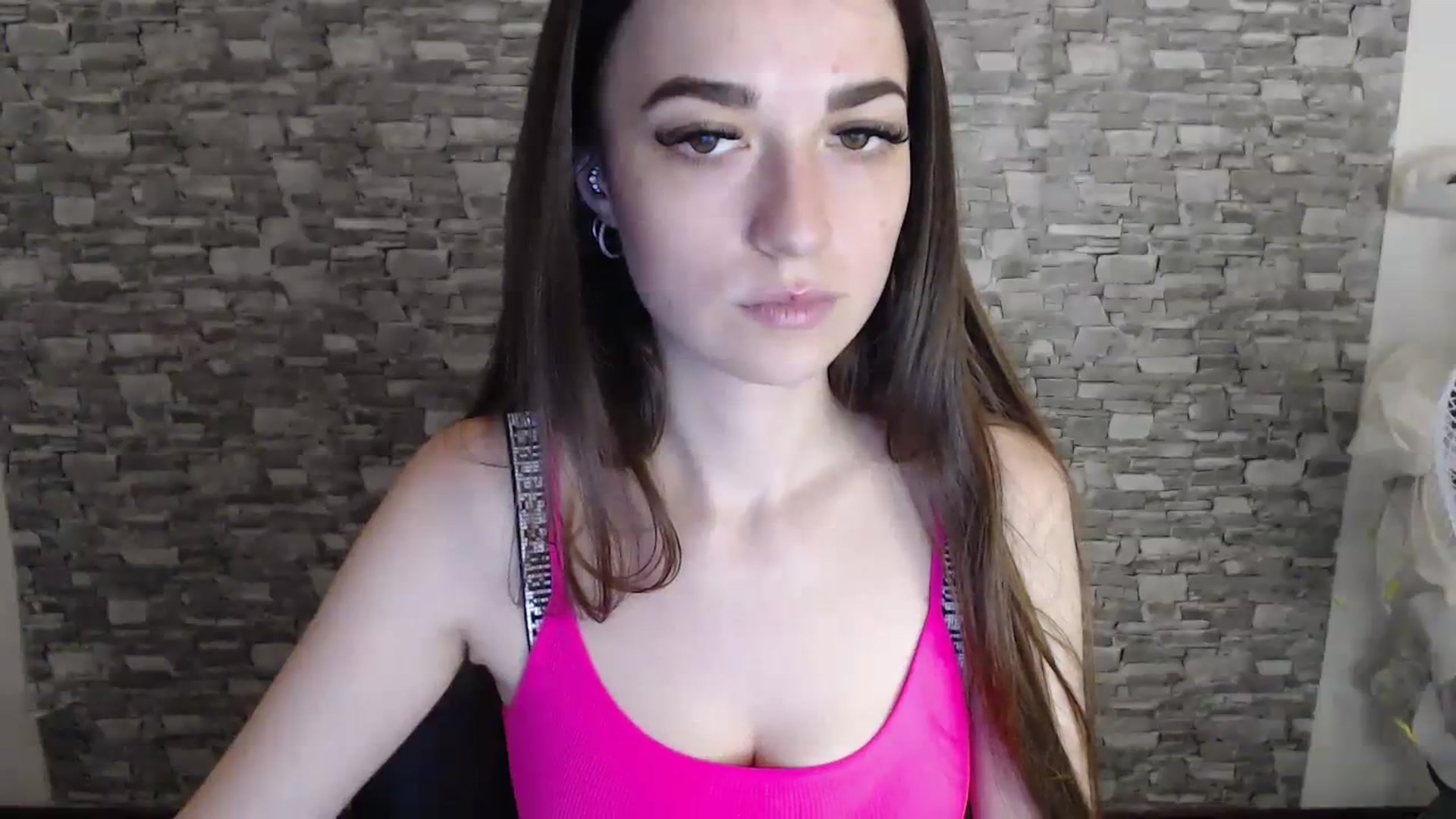 Gallery image thumbnail from Eva_Eldis's myfreecams stream on, 08/07/2023, 18:41 image 4 of 20