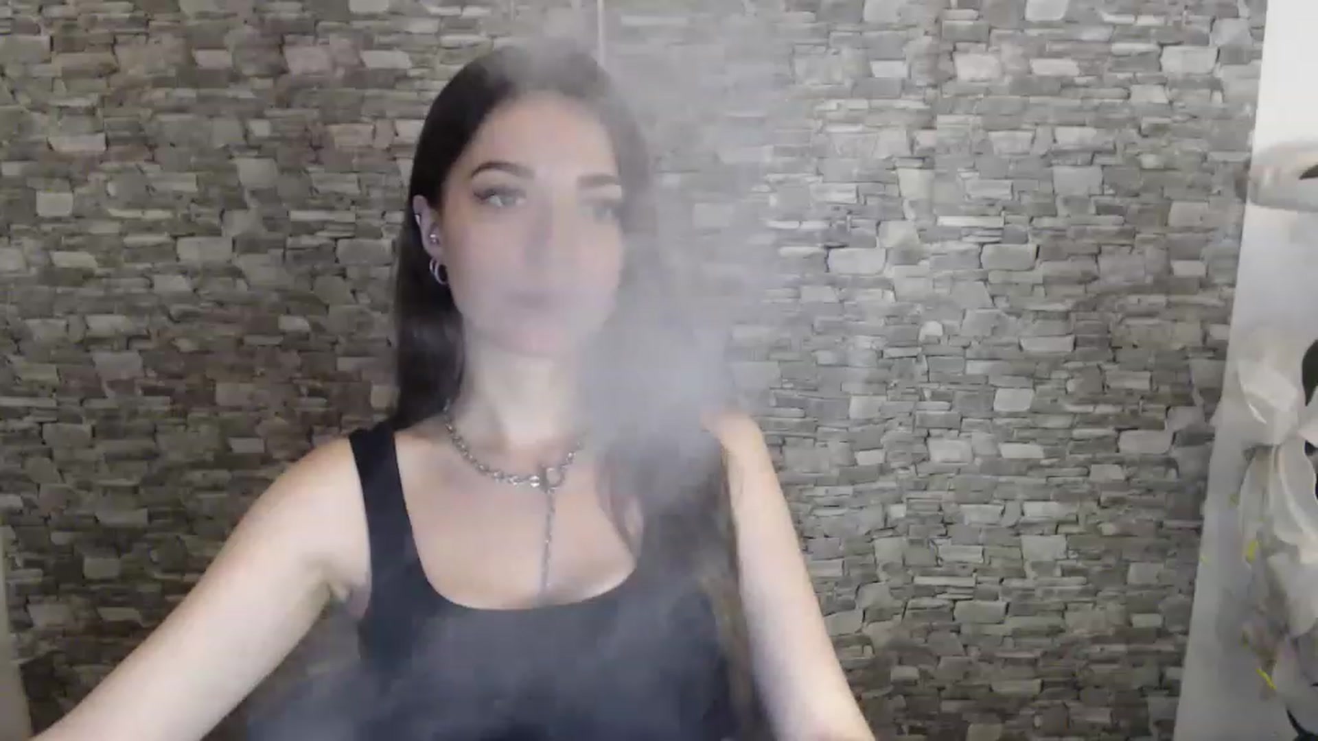 Gallery image thumbnail from Eva_Eldis's myfreecams stream on, 08/08/2023, 15:09 image 10 of 20