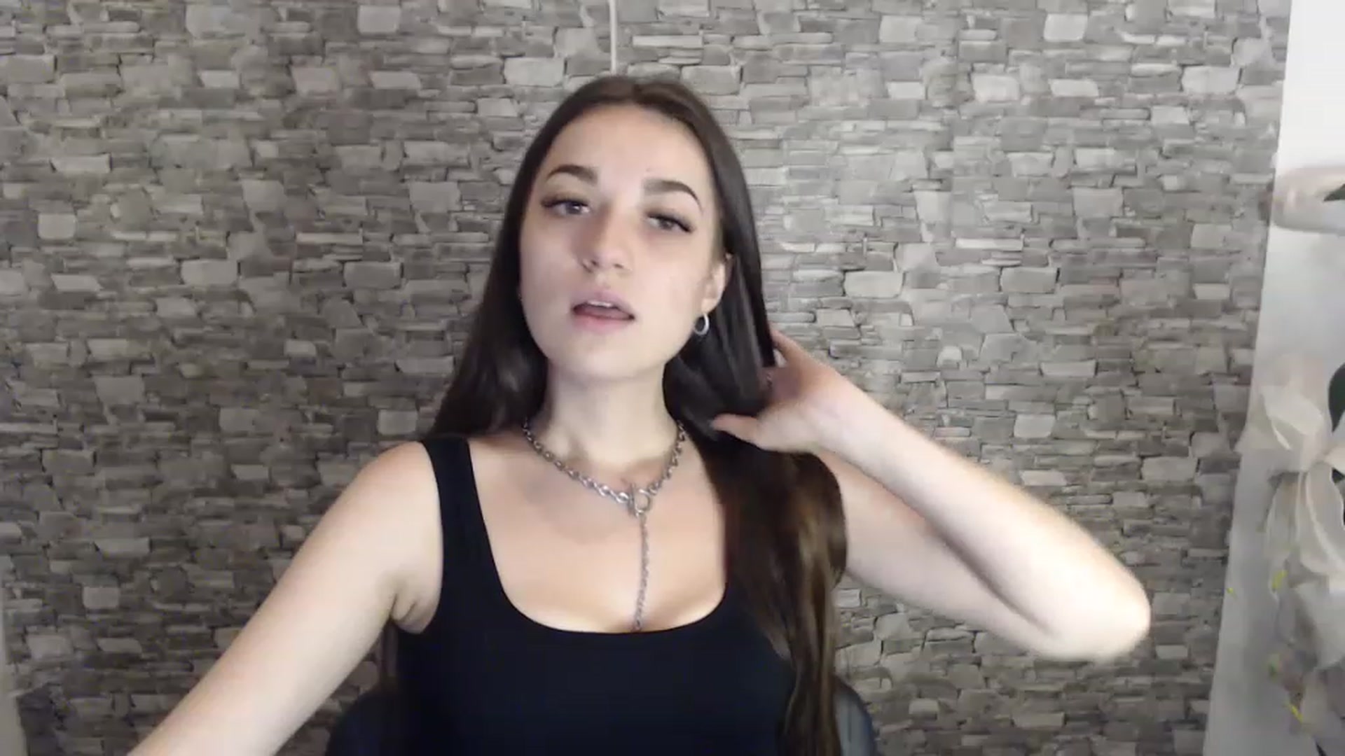 Gallery image thumbnail from Eva_Eldis's myfreecams stream on, 08/08/2023, 15:09 image 5 of 20