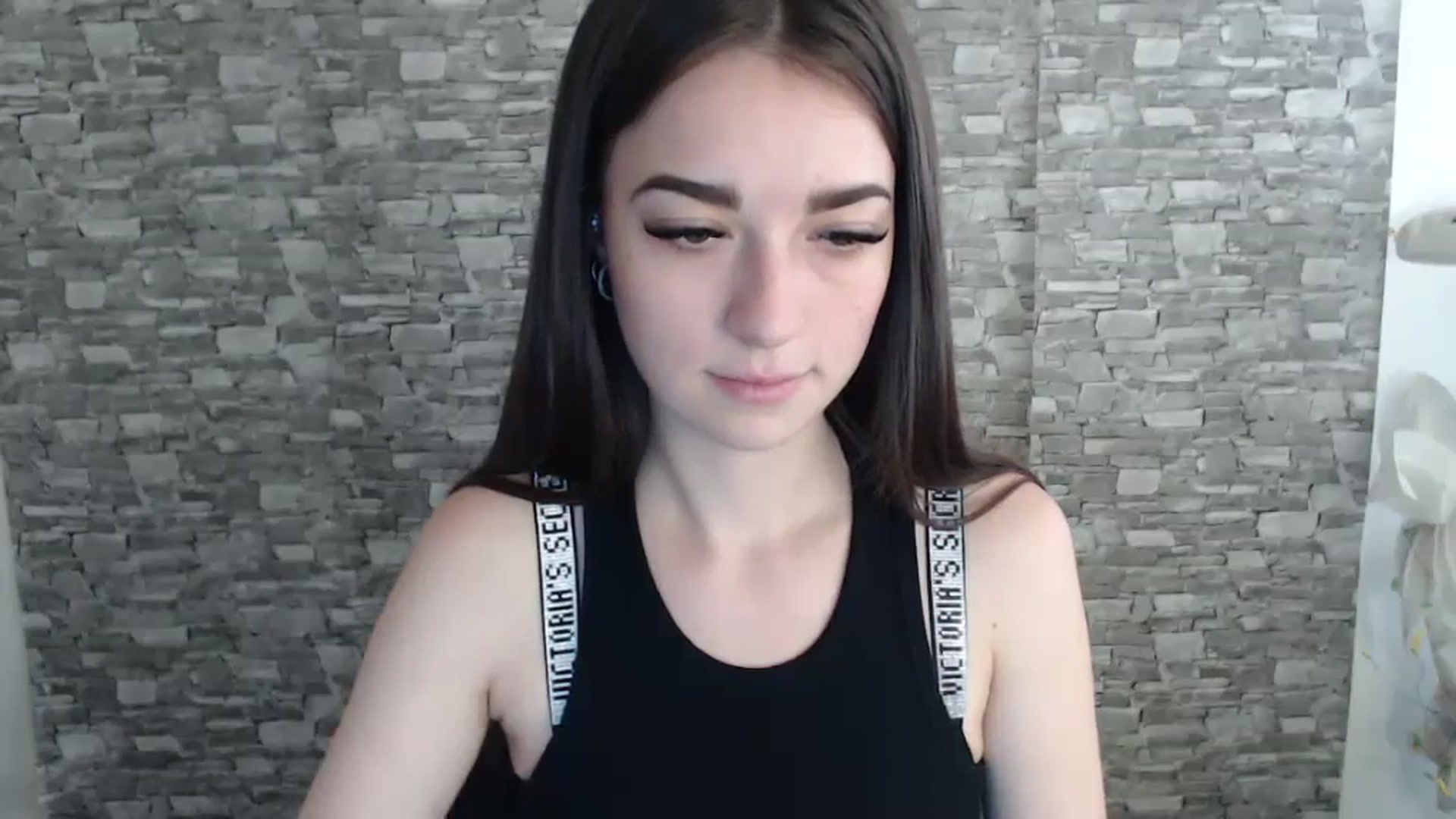Gallery image thumbnail from Eva_Eldis's myfreecams stream on, 08/10/2023, 11:05 image 15 of 20