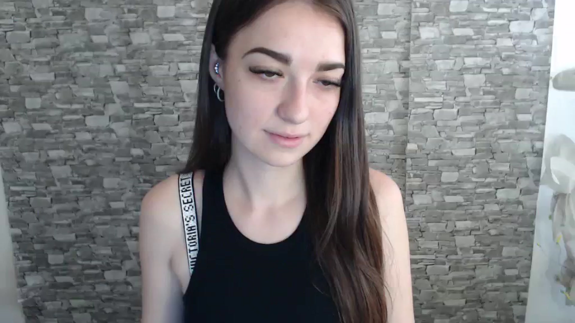 Gallery image thumbnail from Eva_Eldis's myfreecams stream on, 08/10/2023, 11:05 image 2 of 20