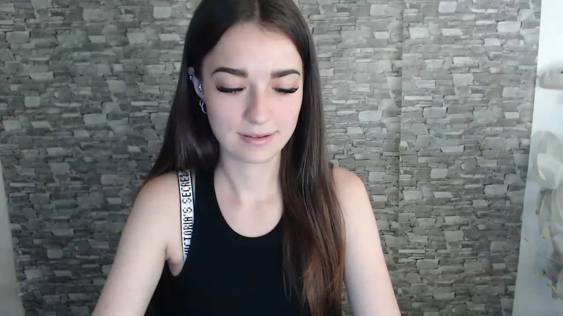 Gallery image thumbnail from Eva_Eldis's myfreecams stream on, 08/10/2023, 13:50 image 8 of 20