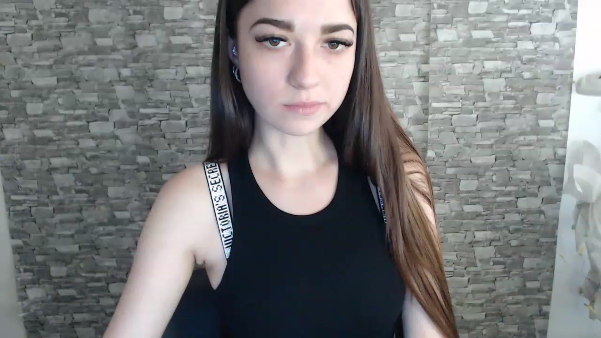 Gallery image thumbnail from Eva_Eldis's myfreecams stream on, 08/10/2023, 13:50 image 15 of 20