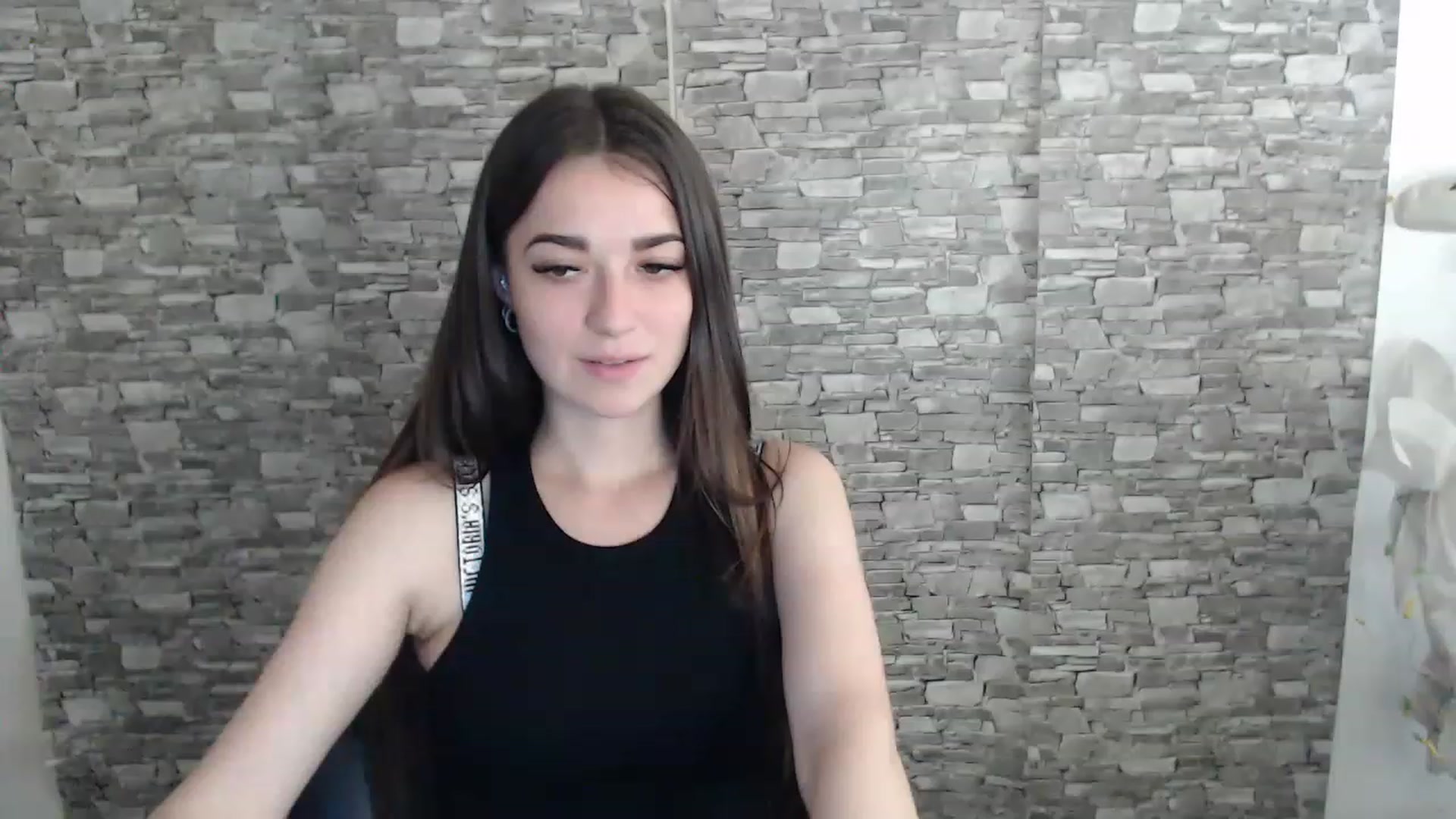 Gallery image thumbnail from Eva_Eldis's myfreecams stream on, 08/10/2023, 14:50 image 5 of 20