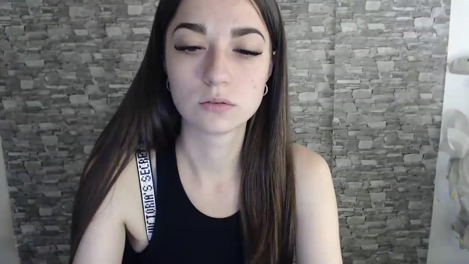 Gallery image thumbnail from Eva_Eldis's myfreecams stream on, 08/10/2023, 14:50 image 2 of 20