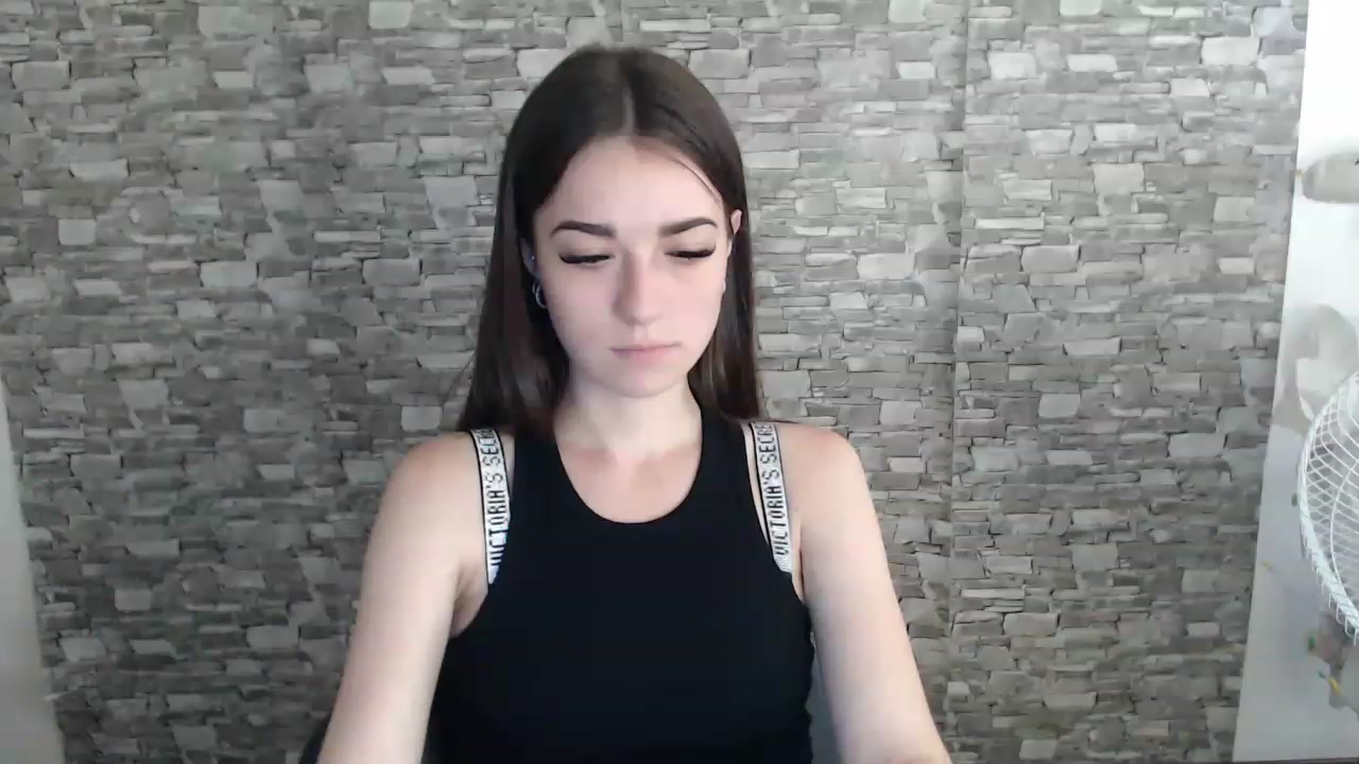 Gallery image thumbnail from Eva_Eldis's myfreecams stream on, 08/10/2023, 15:17 image 6 of 20