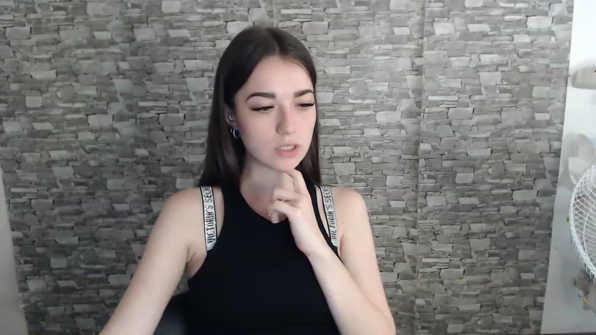 Gallery image thumbnail from Eva_Eldis's myfreecams stream on, 08/10/2023, 15:17 image 1 of 20