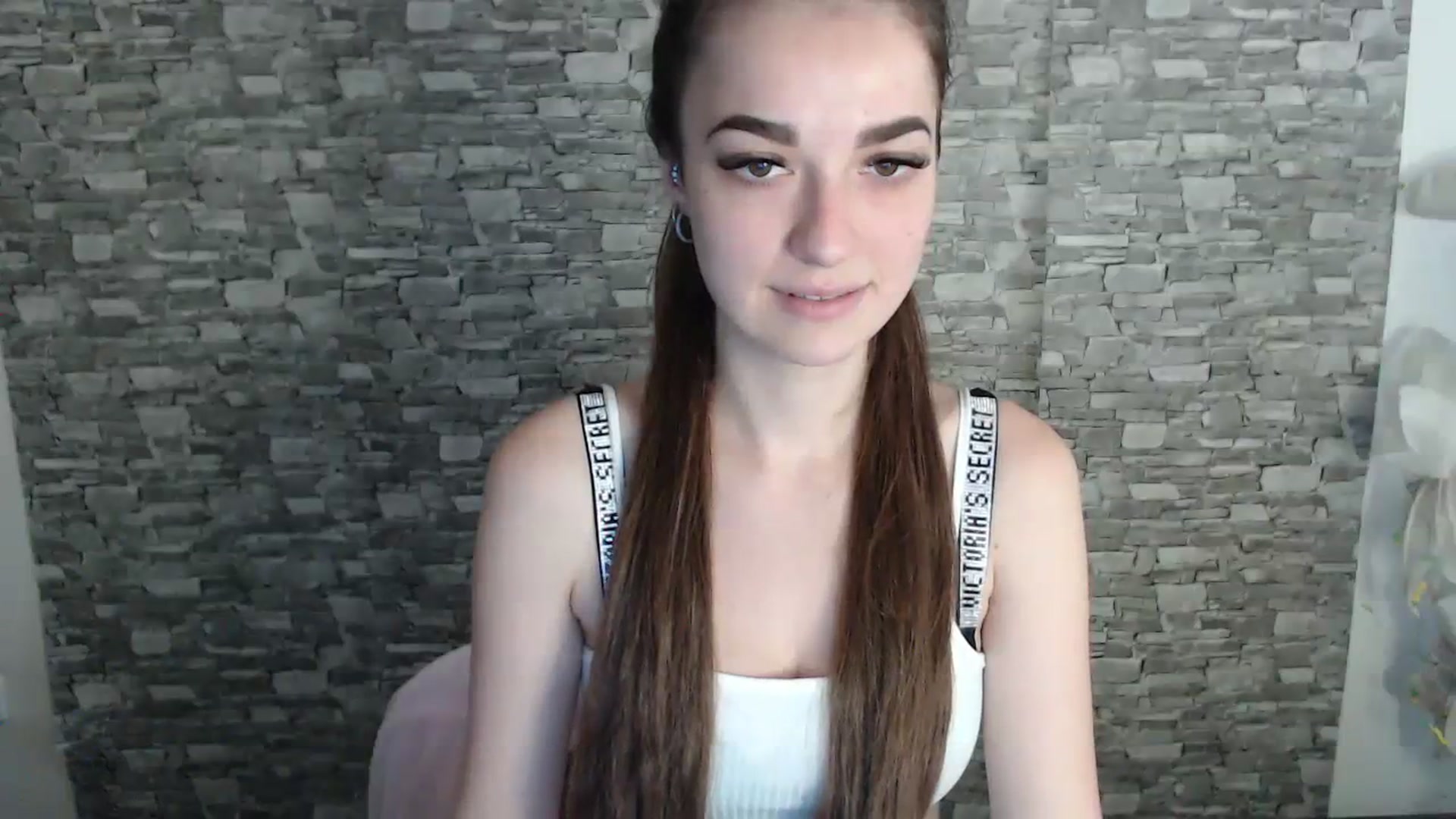 Gallery image thumbnail from Eva_Eldis's myfreecams stream on, 08/11/2023, 13:07 image 11 of 20