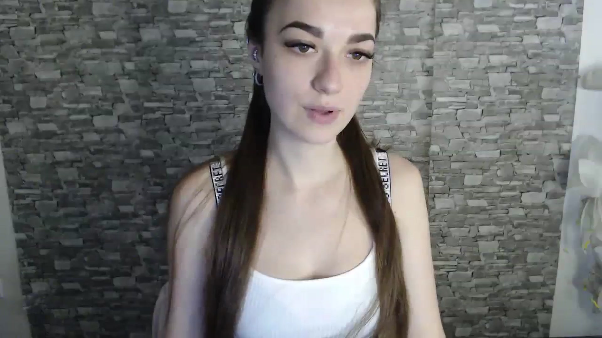 Gallery image thumbnail from Eva_Eldis's myfreecams stream on, 08/11/2023, 13:07 image 9 of 20