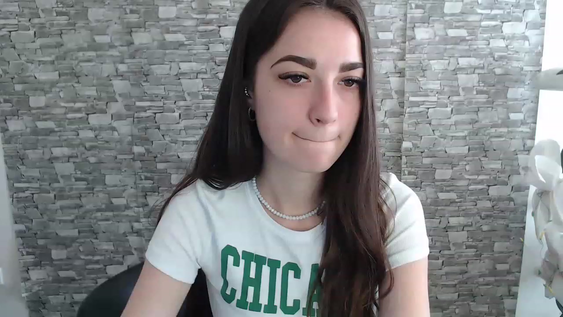 Gallery image thumbnail from Eva_Eldis's myfreecams stream on, 08/14/2023, 09:13 image 15 of 20