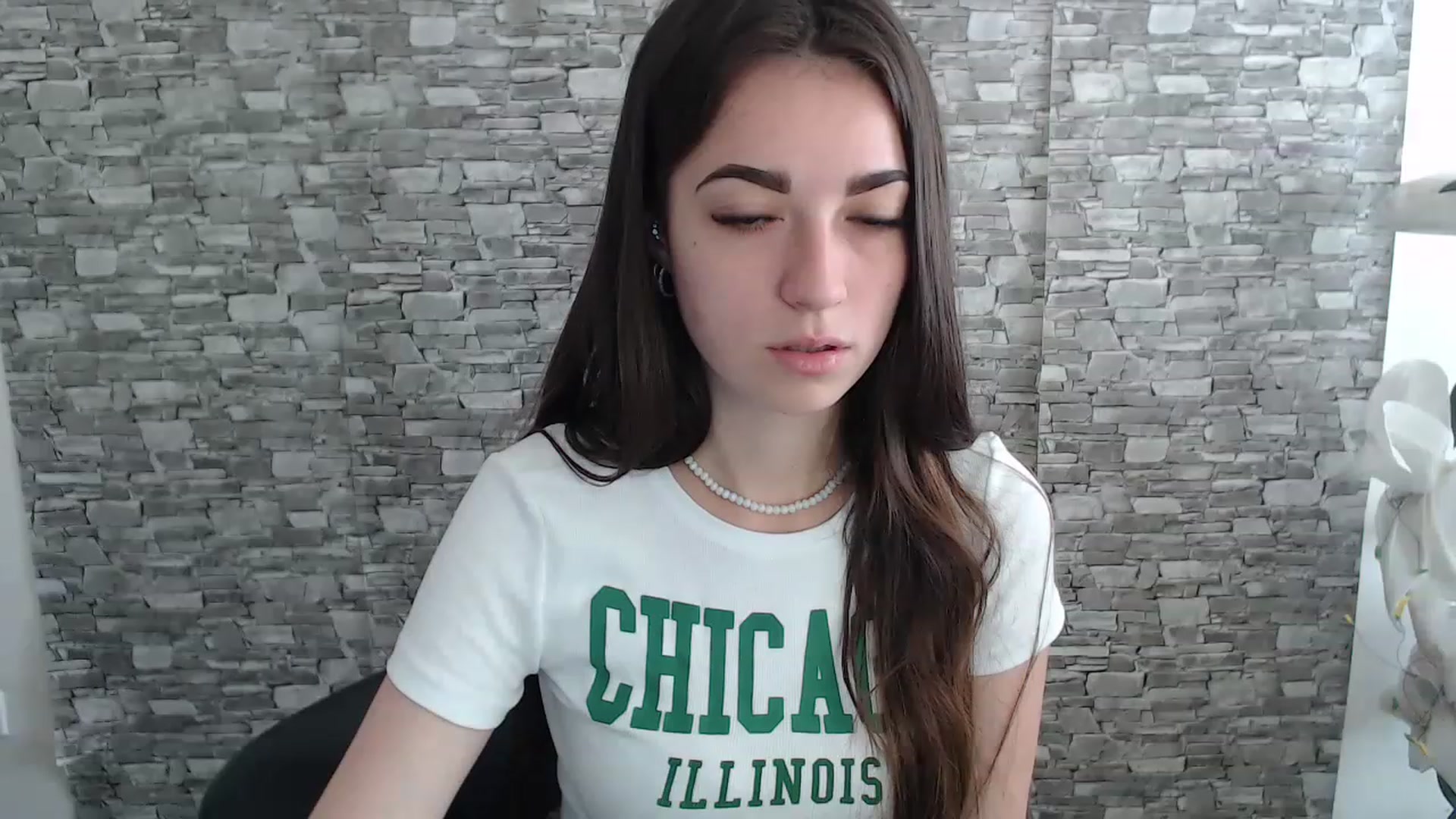Gallery image thumbnail from Eva_Eldis's myfreecams stream on, 08/14/2023, 09:13 image 19 of 20