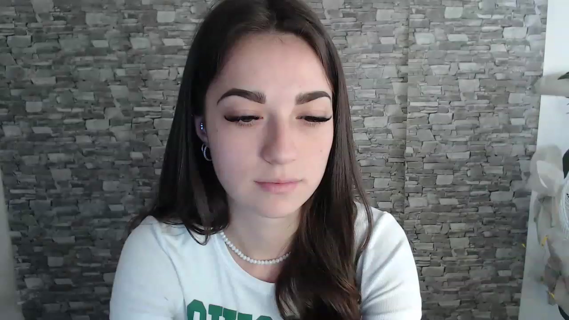 Gallery image thumbnail from Eva_Eldis's myfreecams stream on, 08/14/2023, 11:19 image 2 of 20