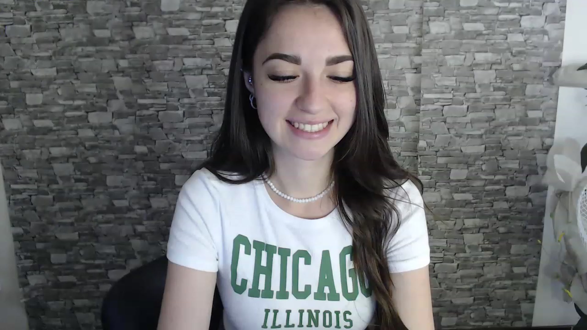 Gallery image thumbnail from Eva_Eldis's myfreecams stream on, 08/14/2023, 12:02 image 9 of 20