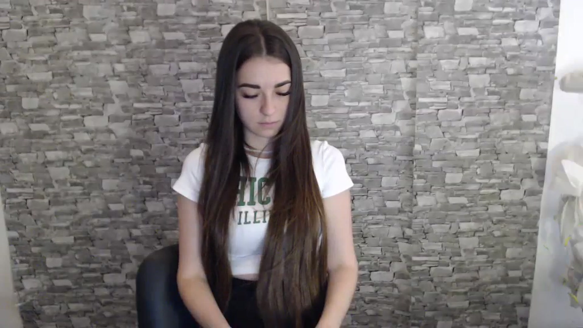 Gallery image thumbnail from Eva_Eldis's myfreecams stream on, 08/17/2023, 15:02 image 3 of 20