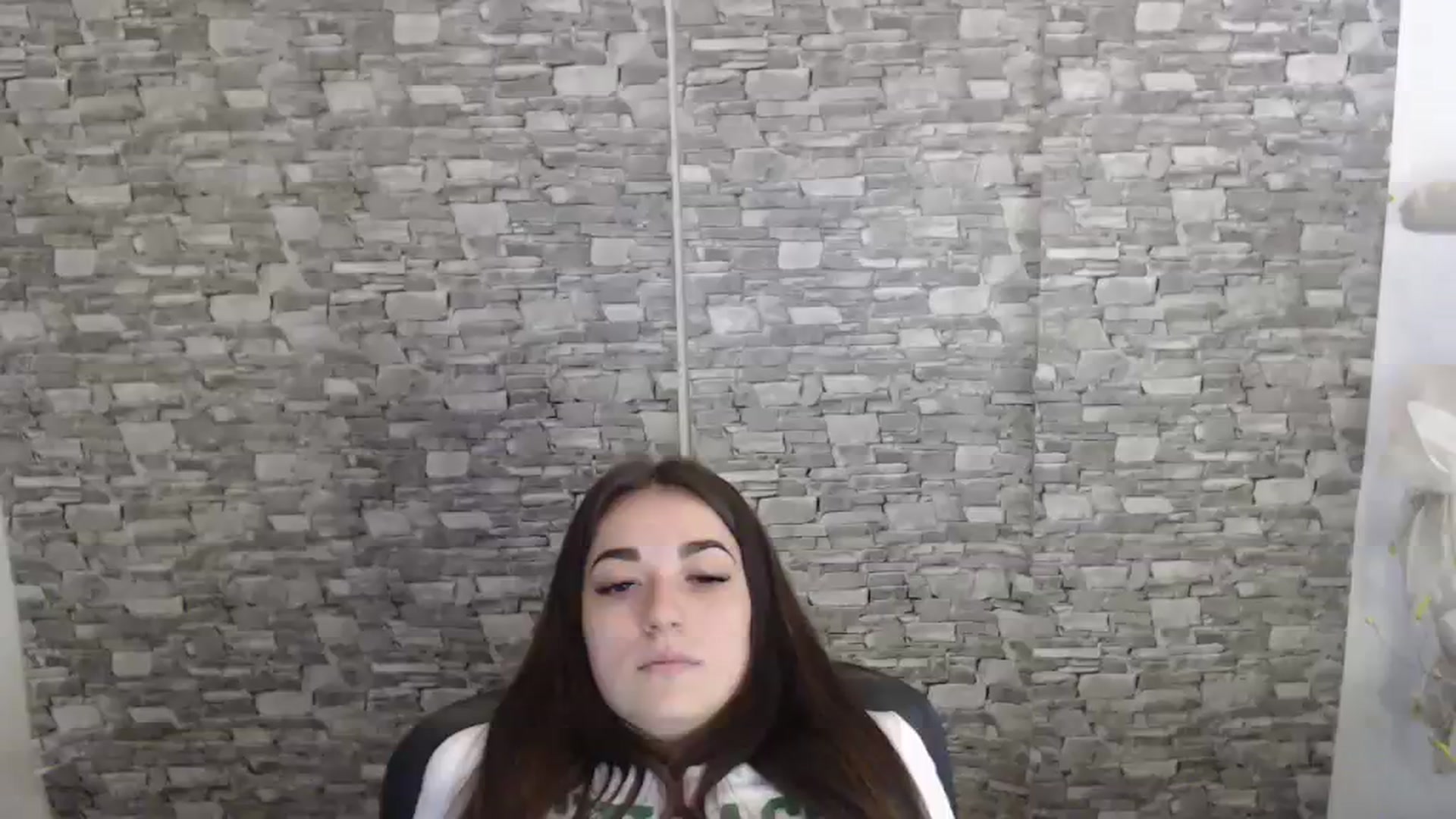 Gallery image thumbnail from Eva_Eldis's myfreecams stream on, 08/17/2023, 15:02 image 18 of 20