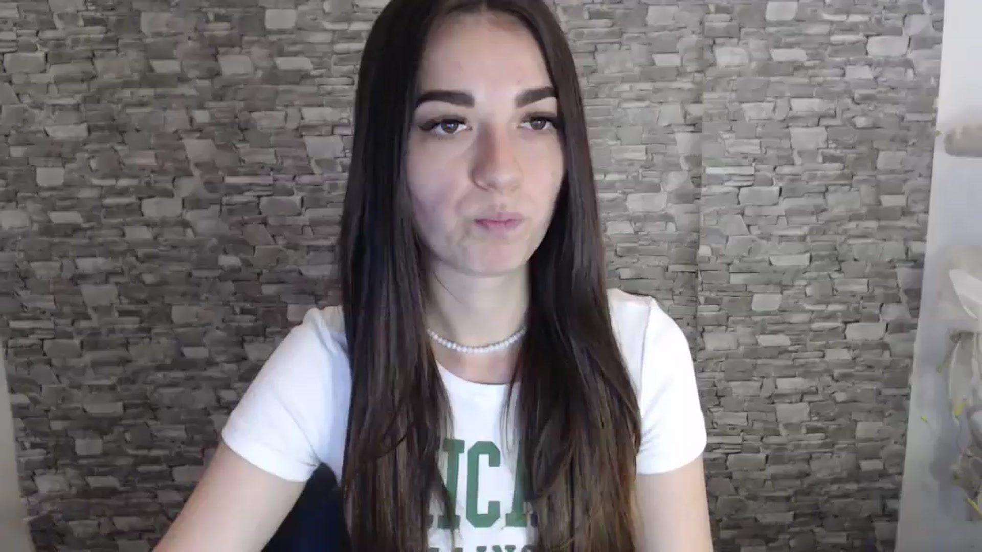 Gallery image thumbnail from Eva_Eldis's myfreecams stream on, 08/17/2023, 16:31 image 1 of 20
