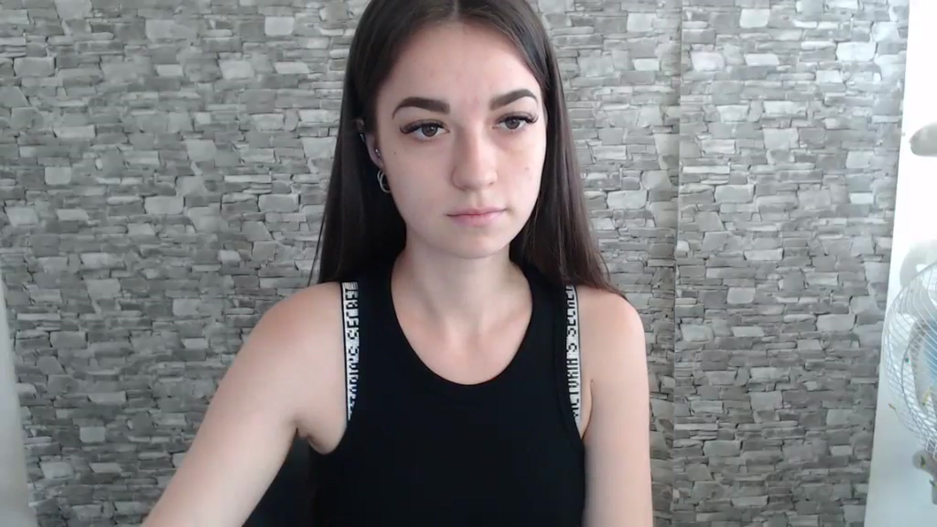 Gallery image thumbnail from Eva_Eldis's myfreecams stream on, 08/18/2023, 09:55 image 2 of 20