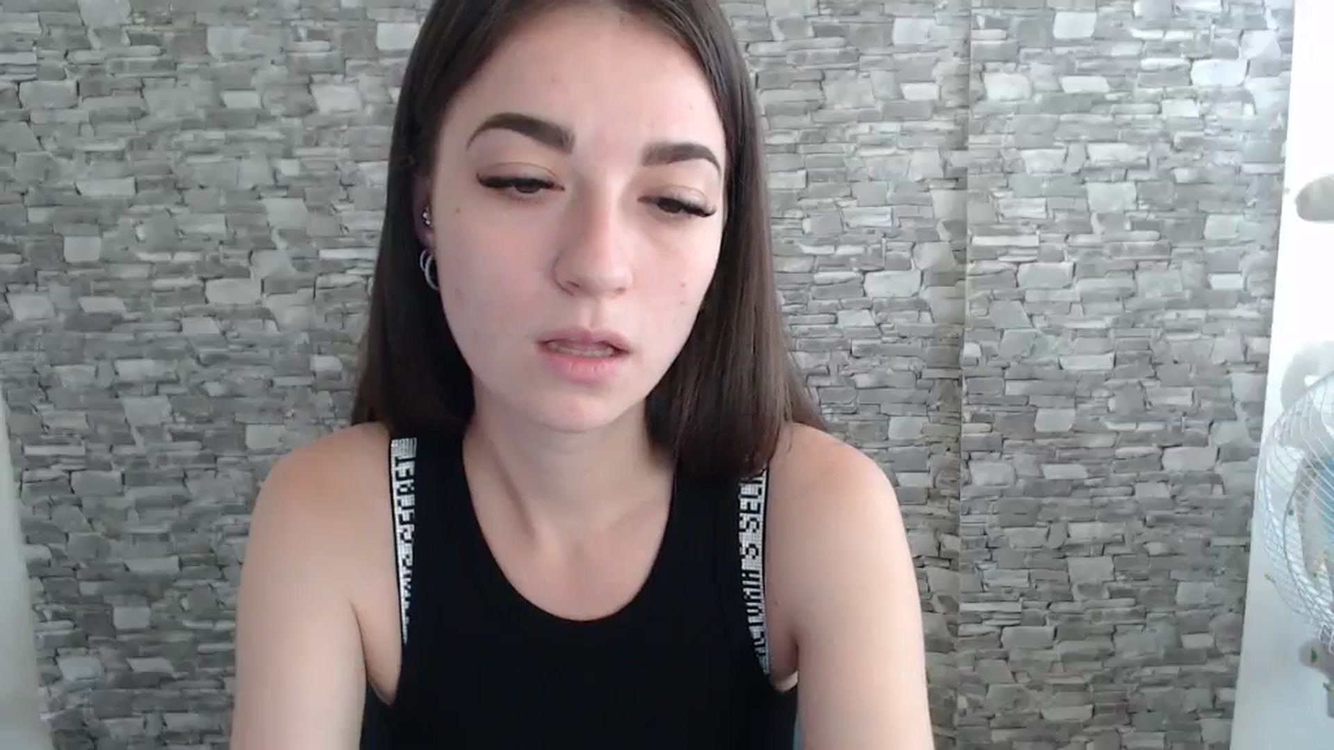Gallery image thumbnail from Eva_Eldis's myfreecams stream on, 08/18/2023, 09:55 image 9 of 20
