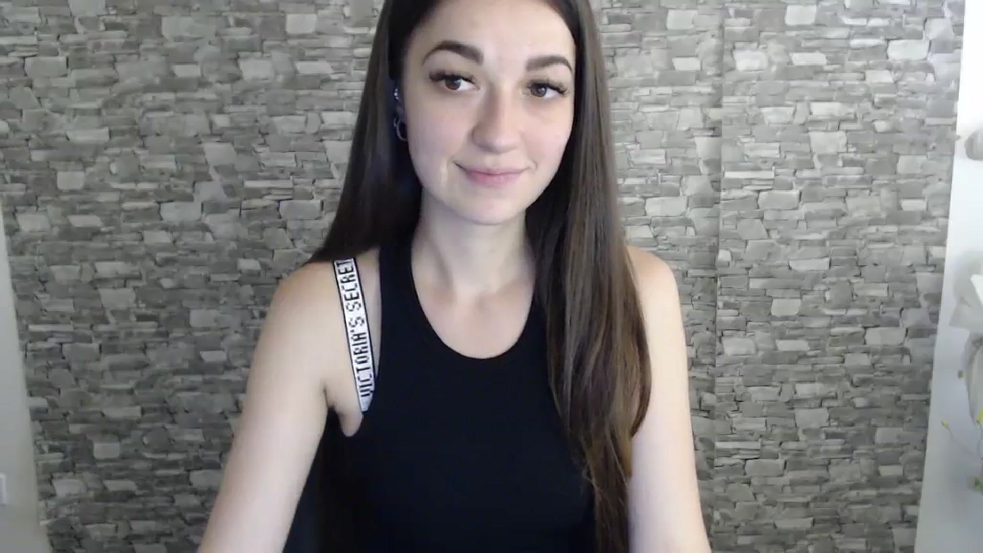 Gallery image thumbnail from Eva_Eldis's myfreecams stream on, 08/18/2023, 13:33 image 6 of 20