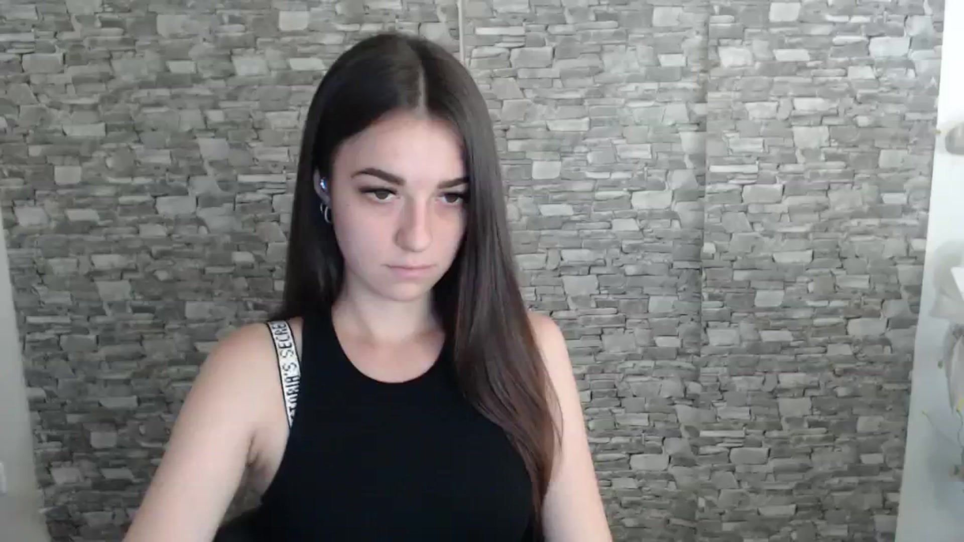 Gallery image thumbnail from Eva_Eldis's myfreecams stream on, 08/18/2023, 13:57 image 16 of 20