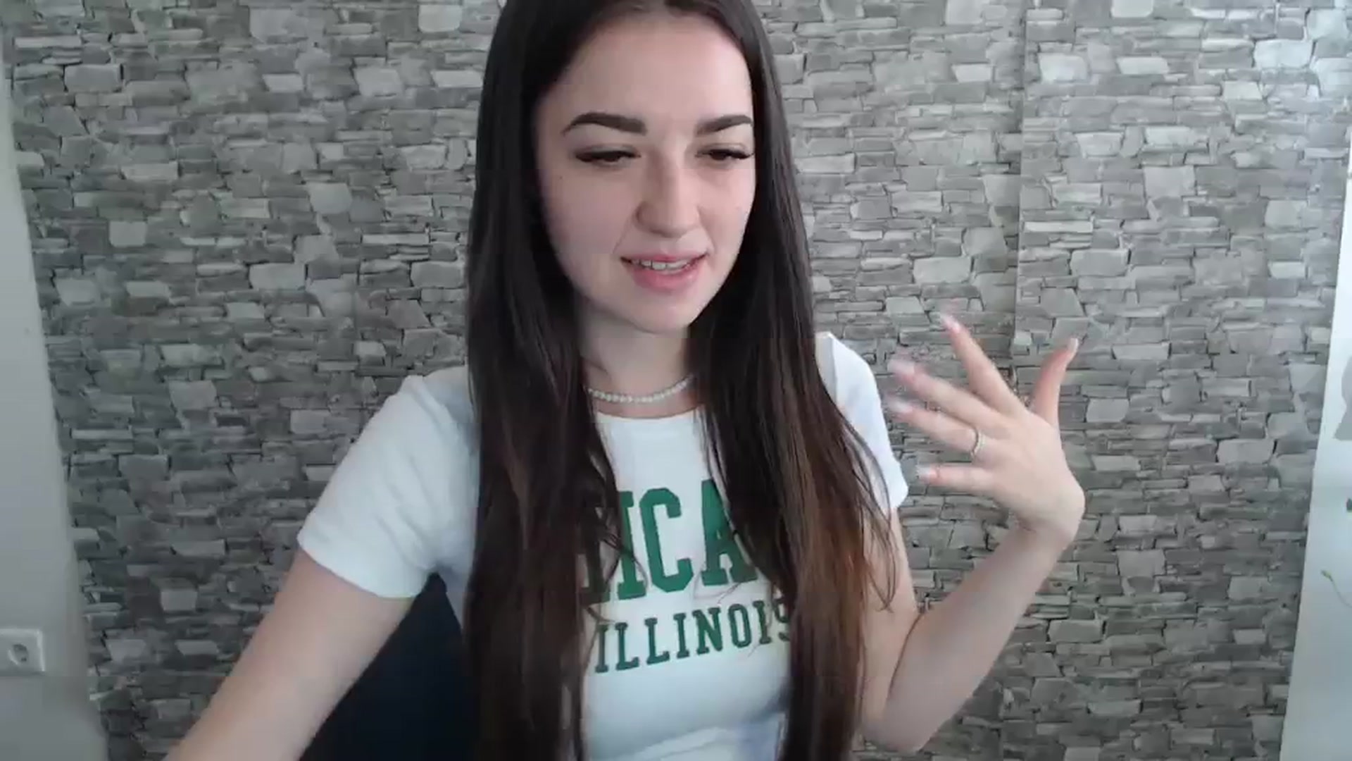 Gallery image thumbnail from Eva_Eldis's myfreecams stream on, 08/19/2023, 10:27 image 3 of 20