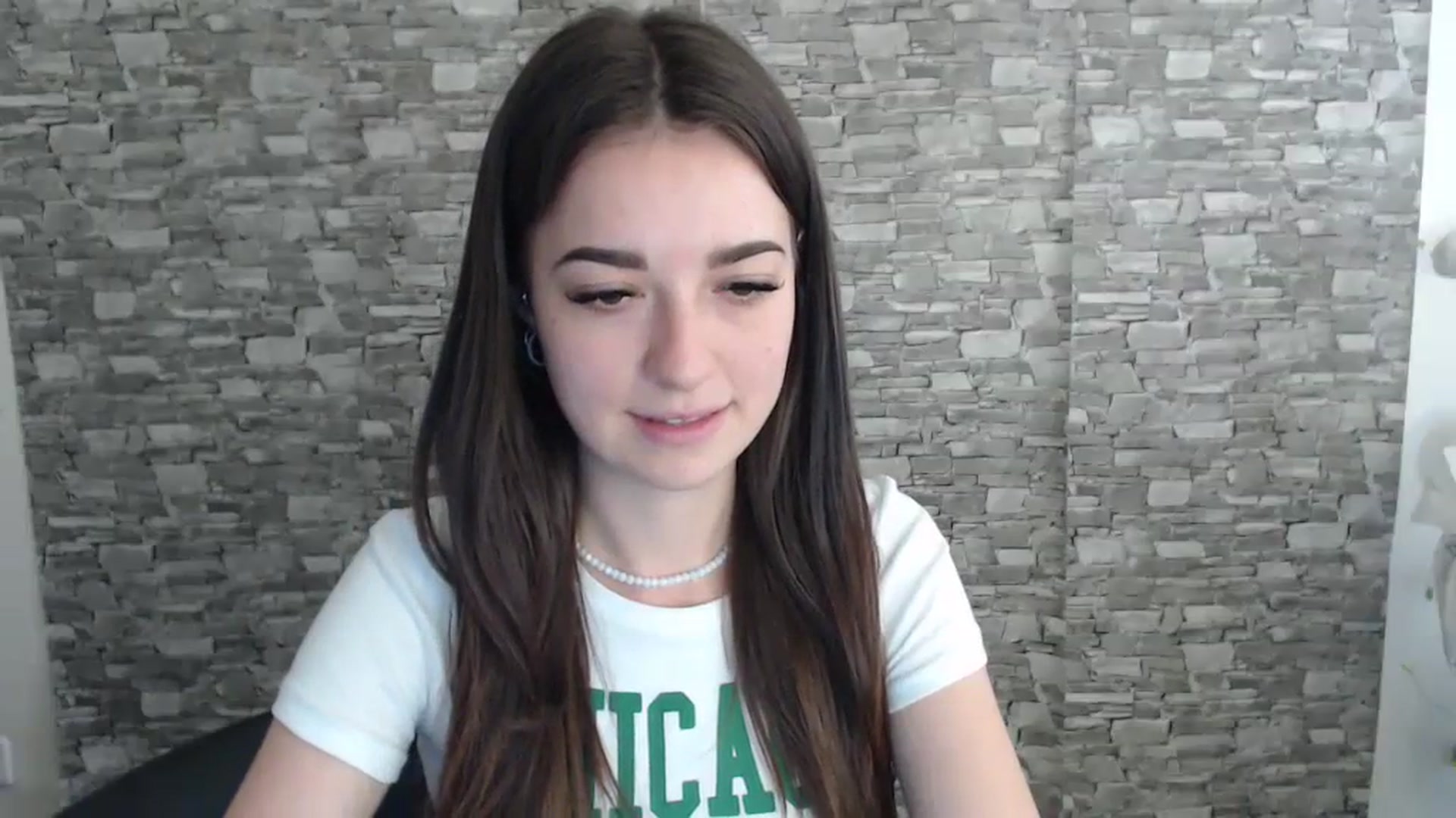 Gallery image thumbnail from Eva_Eldis's myfreecams stream on, 08/19/2023, 11:28 image 17 of 20