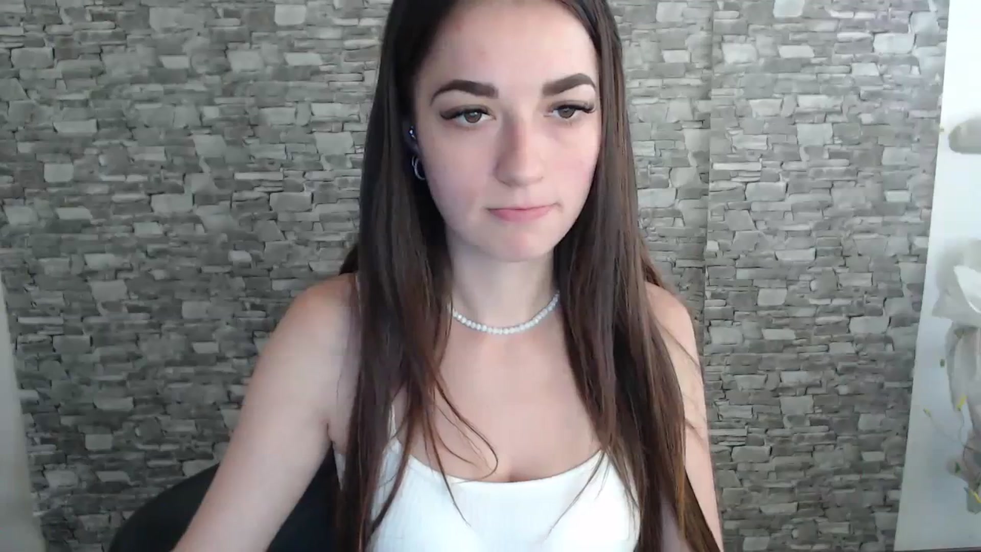 Gallery image thumbnail from Eva_Eldis's myfreecams stream on, 08/20/2023, 11:12 image 7 of 20