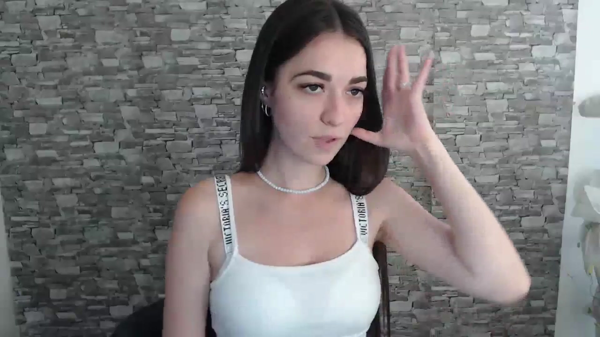 Gallery image thumbnail from Eva_Eldis's myfreecams stream on, 08/20/2023, 11:12 image 17 of 20