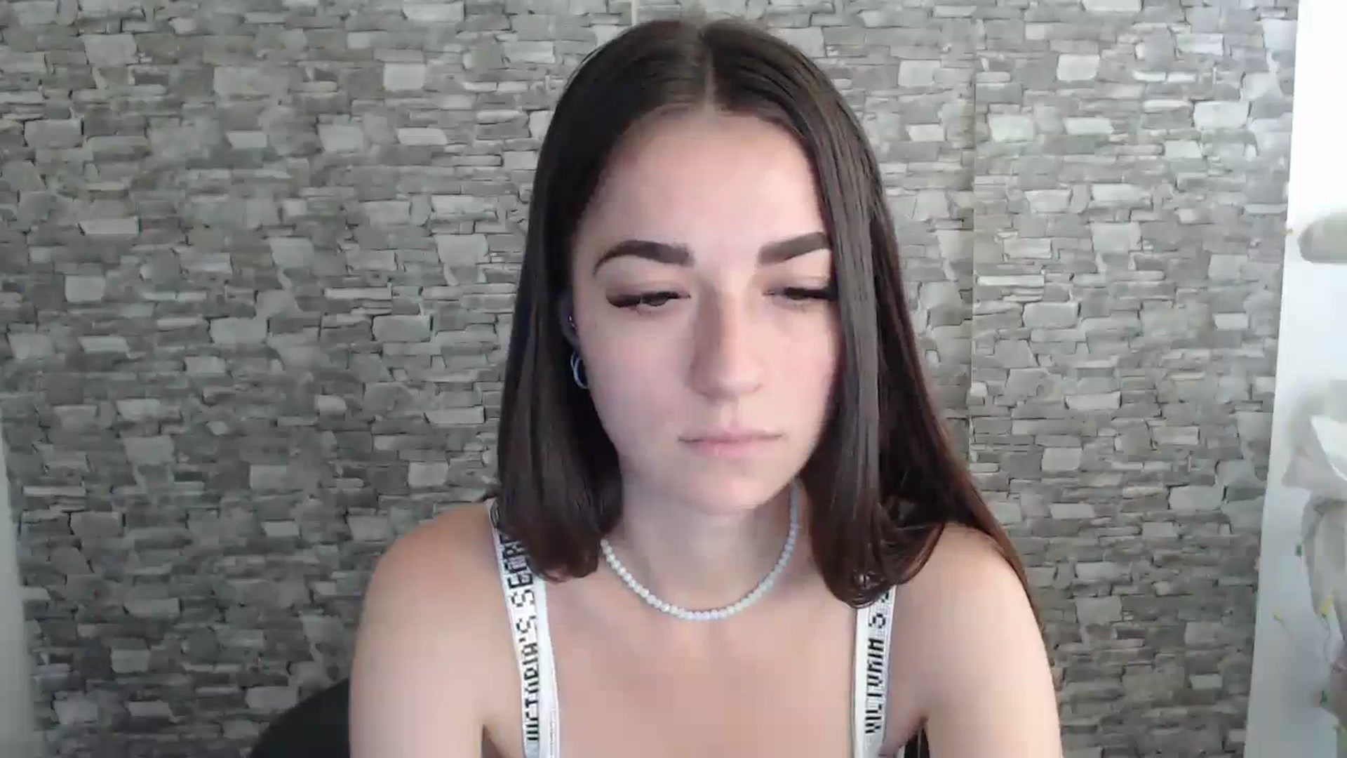 Gallery image thumbnail from Eva_Eldis's myfreecams stream on, 08/20/2023, 11:12 image 18 of 20