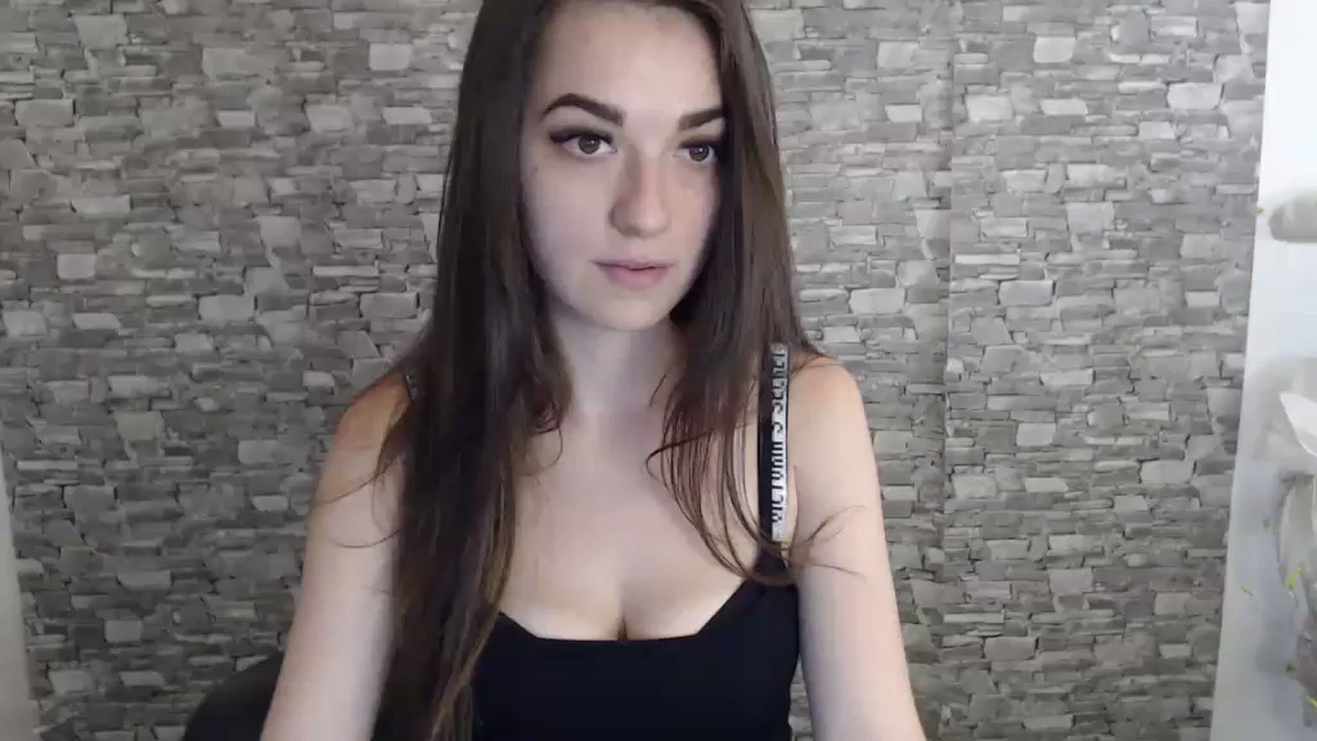 Gallery image thumbnail from Eva_Eldis's myfreecams stream on, 08/22/2023, 12:51 image 4 of 20