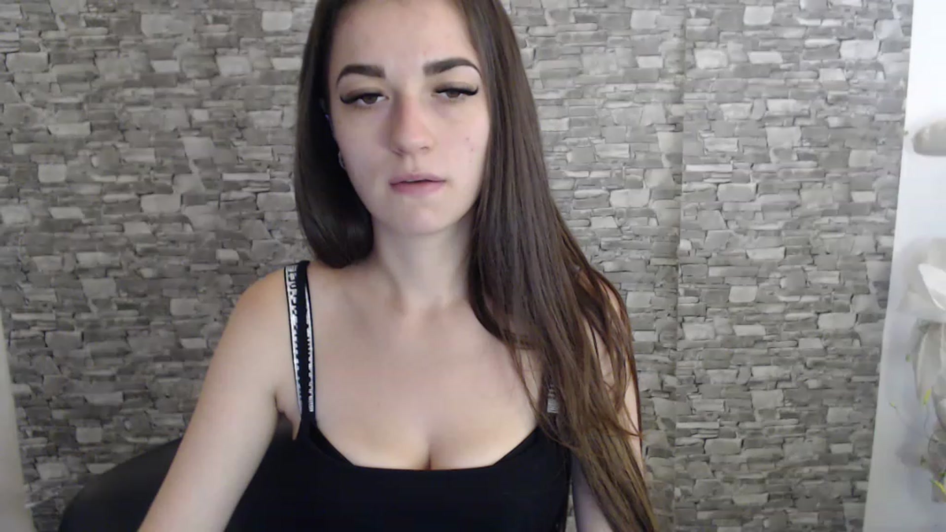 Gallery image thumbnail from Eva_Eldis's myfreecams stream on, 08/22/2023, 12:51 image 19 of 20