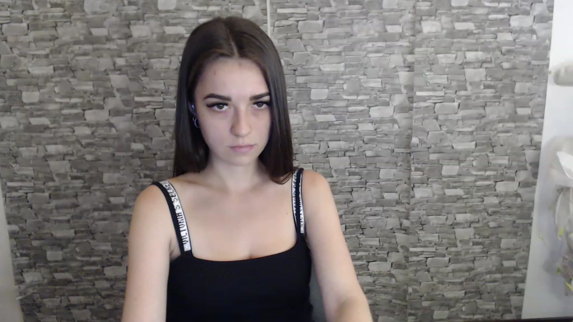 Gallery image thumbnail from Eva_Eldis's myfreecams stream on, 08/22/2023, 14:58 image 18 of 20