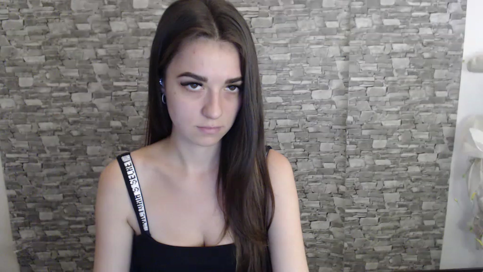 Gallery image thumbnail from Eva_Eldis's myfreecams stream on, 08/22/2023, 14:58 image 17 of 20