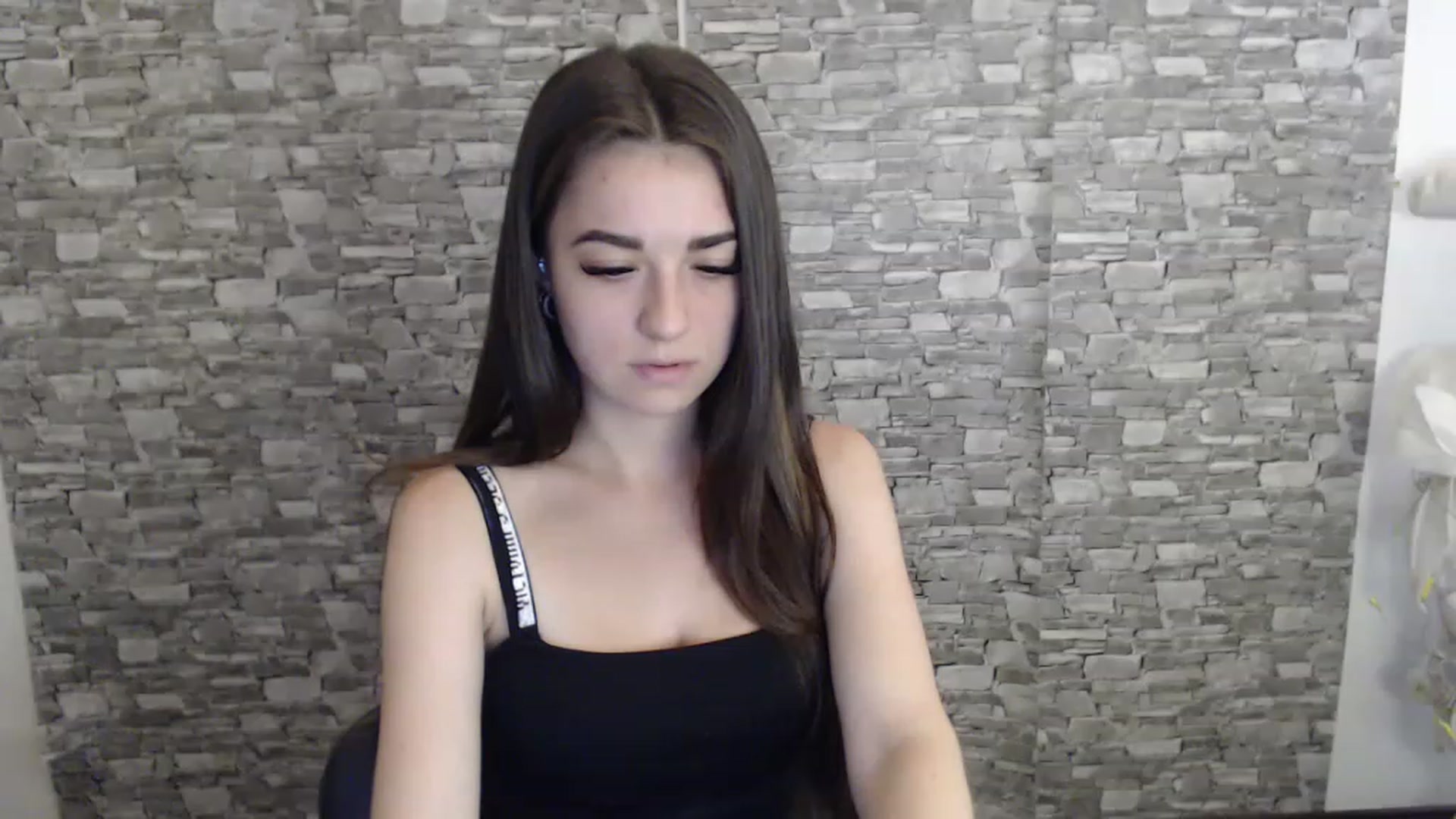 Gallery image thumbnail from Eva_Eldis's myfreecams stream on, 08/22/2023, 14:58 image 16 of 20