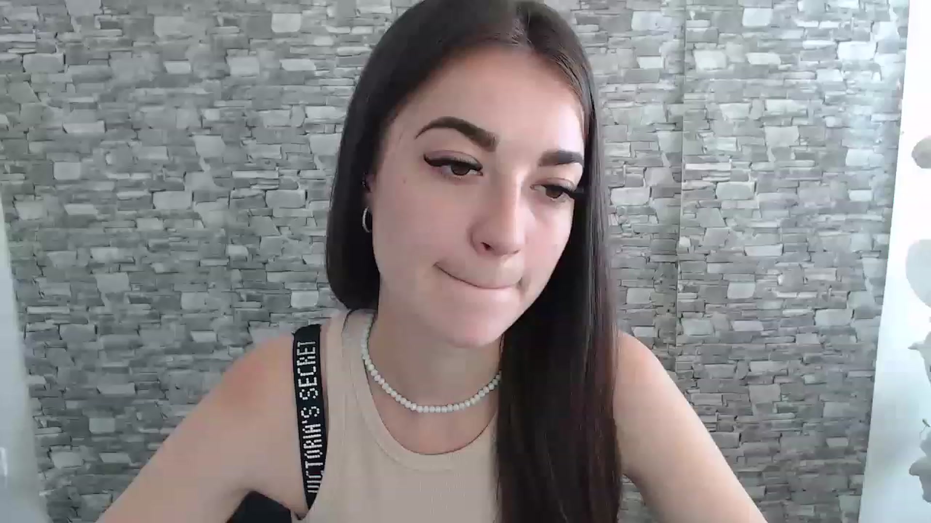 Gallery image thumbnail from Eva_Eldis's myfreecams stream on, 08/23/2023, 09:22 image 7 of 20