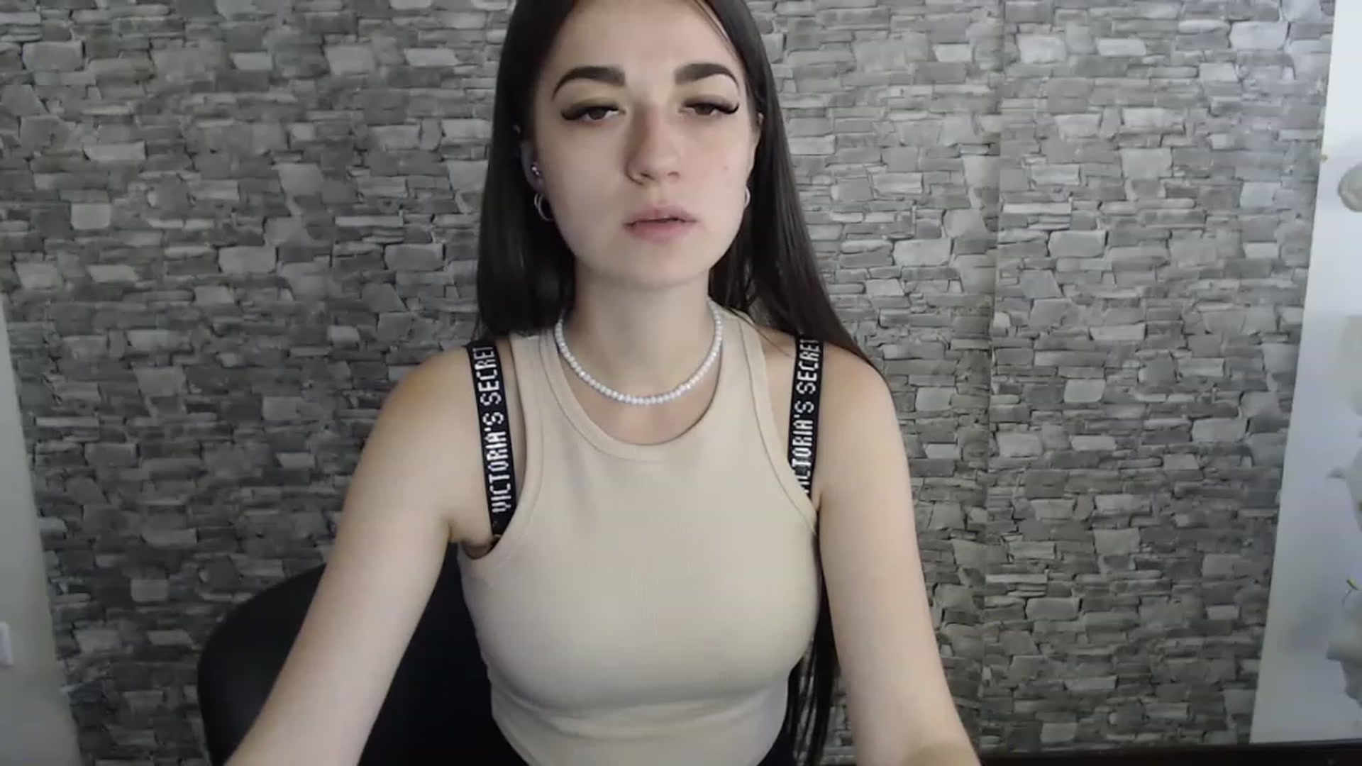 Gallery image thumbnail from Eva_Eldis's myfreecams stream on, 08/23/2023, 12:03 image 2 of 20