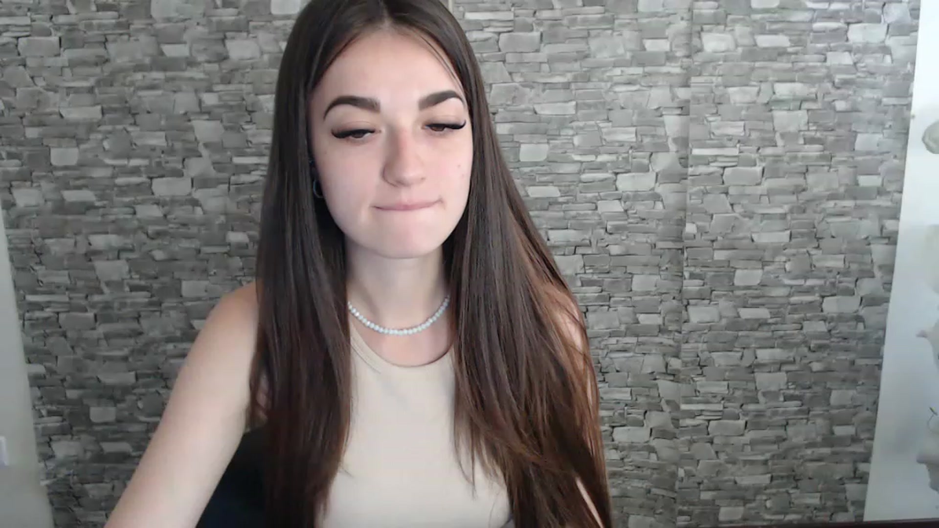 Gallery image thumbnail from Eva_Eldis's myfreecams stream on, 08/23/2023, 12:03 image 16 of 20