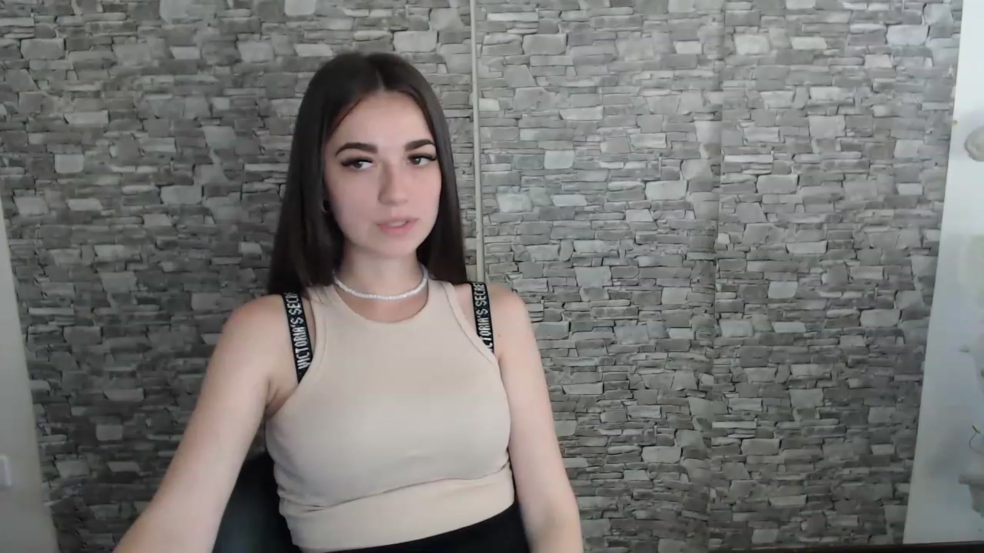 Gallery image thumbnail from Eva_Eldis's myfreecams stream on, 08/23/2023, 12:25 image 19 of 20